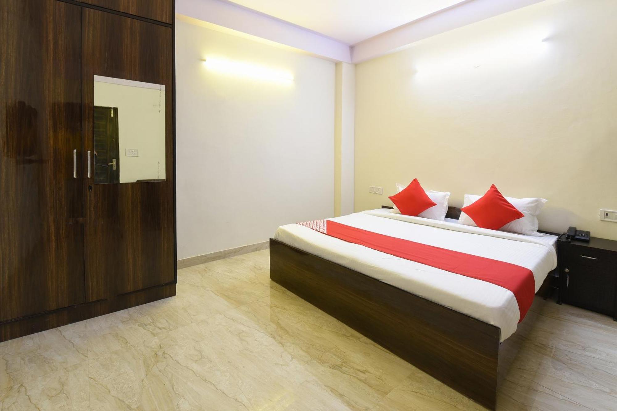 Hotel O Club Residency New Delhi Exteriör bild