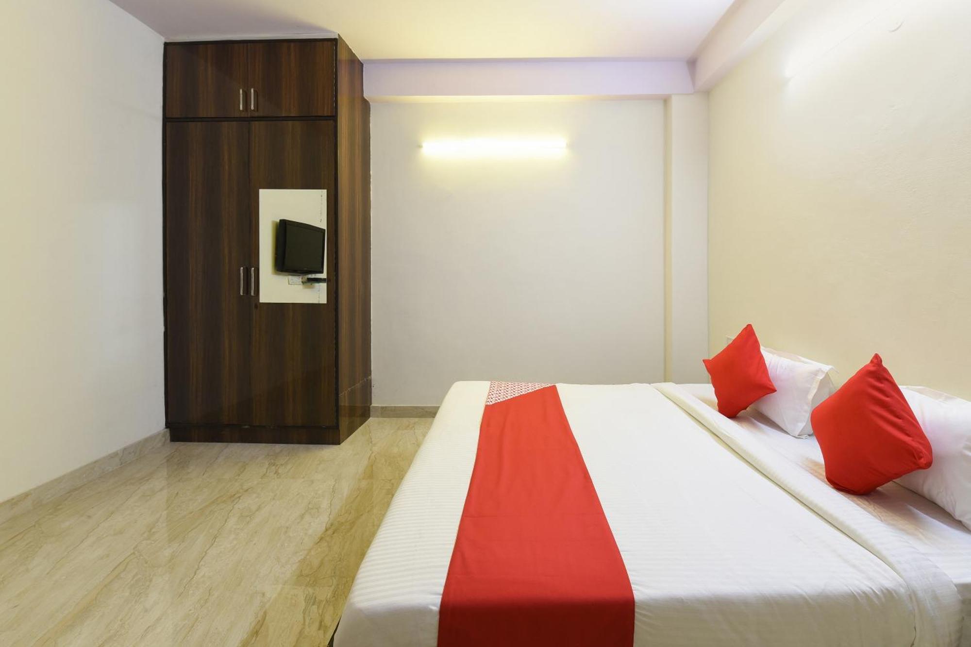 Hotel O Club Residency New Delhi Exteriör bild