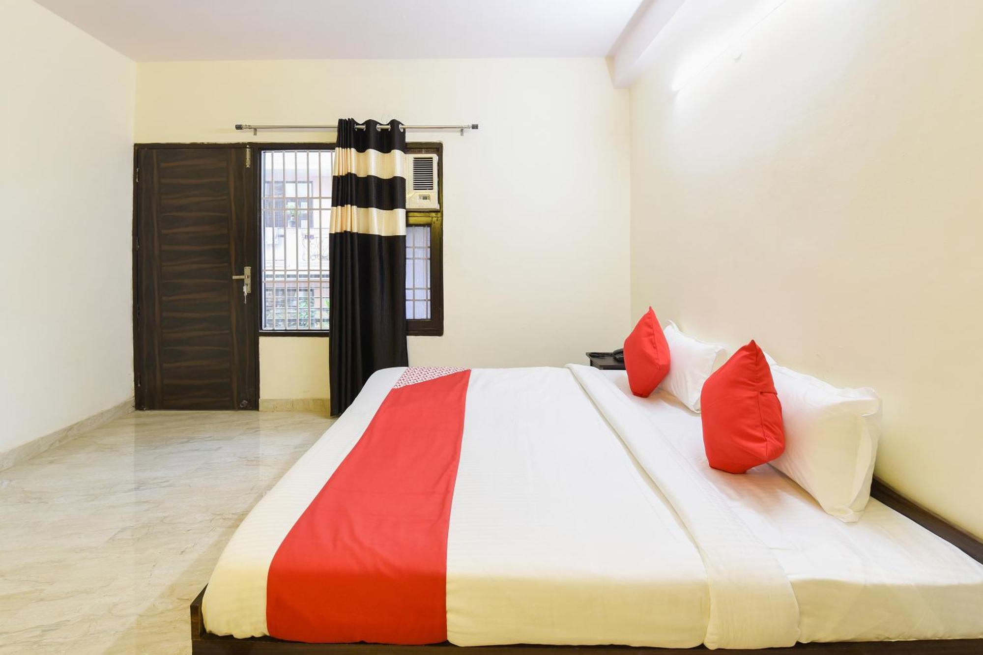 Hotel O Club Residency New Delhi Exteriör bild