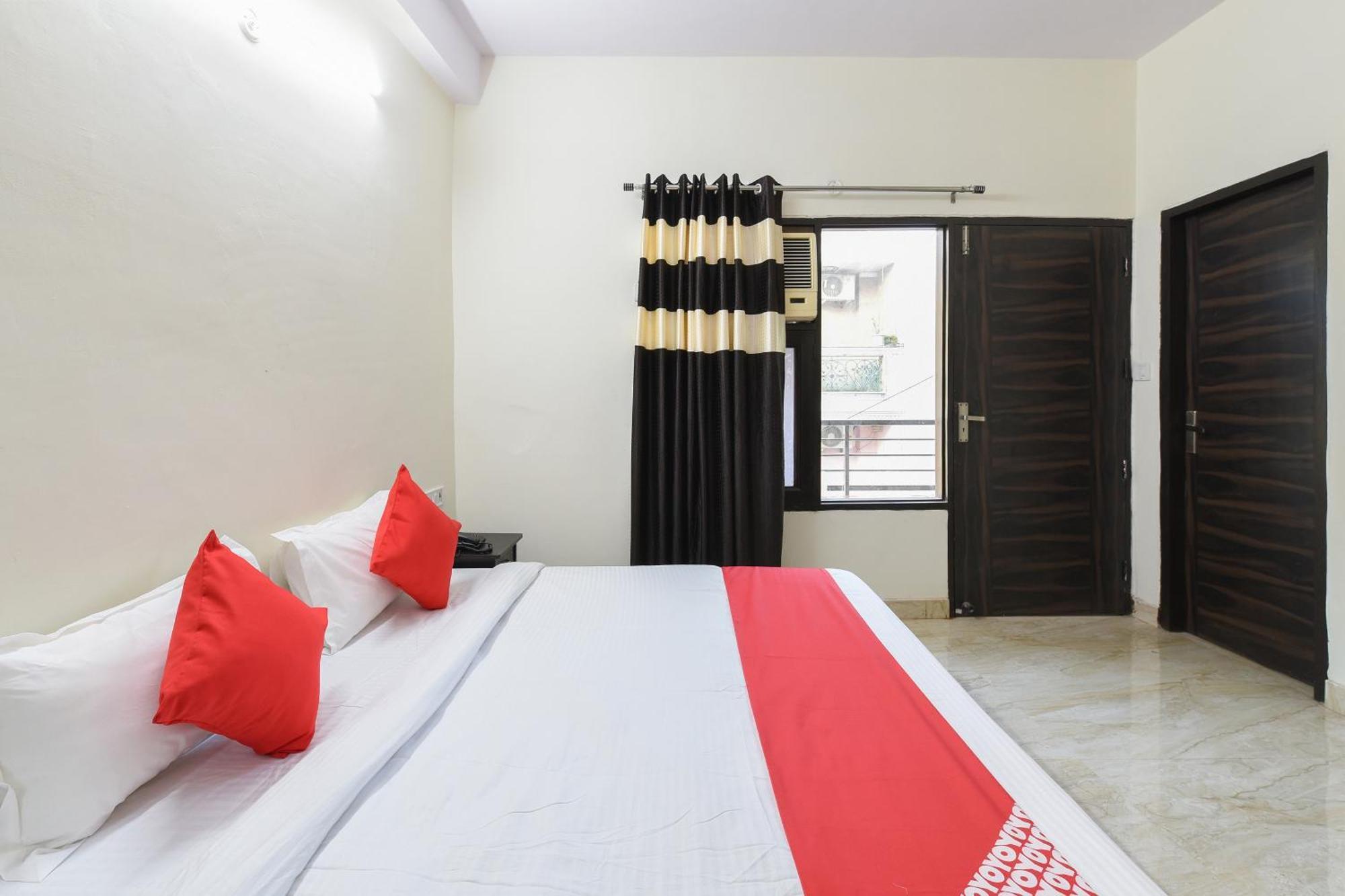 Hotel O Club Residency New Delhi Exteriör bild