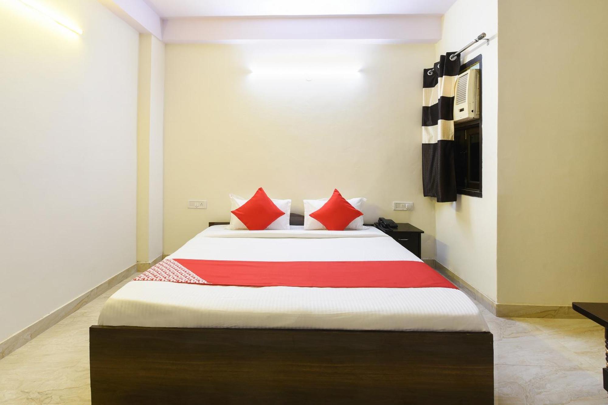 Hotel O Club Residency New Delhi Exteriör bild
