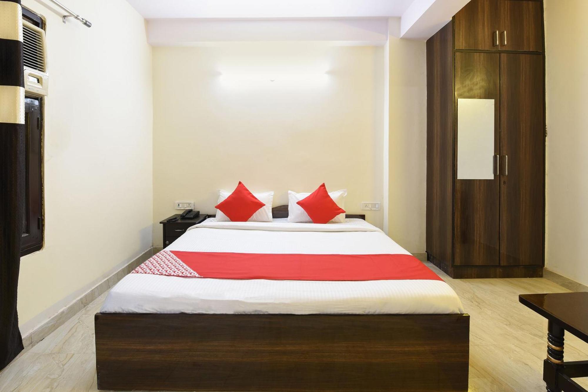Hotel O Club Residency New Delhi Exteriör bild